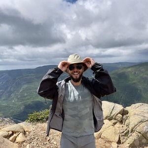 Meet your Posher, Alexandre